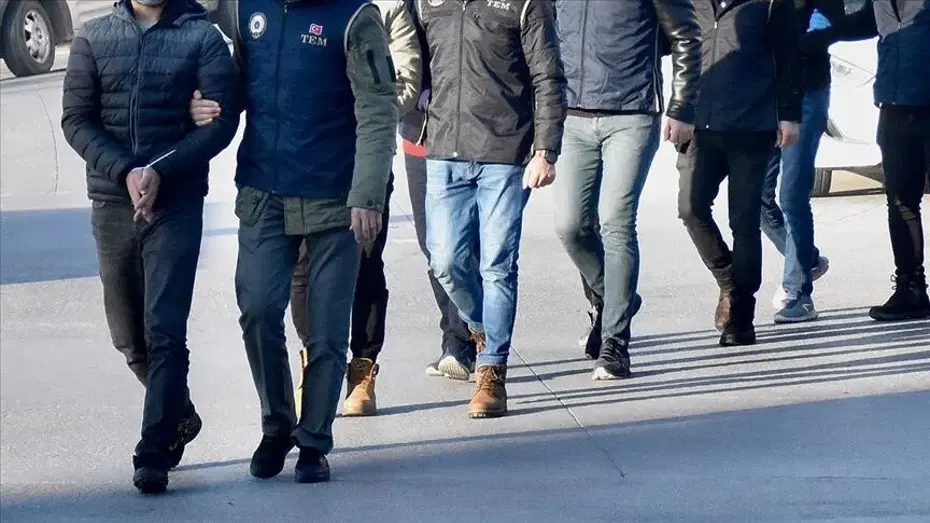 Aydın'da 800 Milyon Liralık Dolandırıcılık Operasyonu: 5 Şüpheli Tutuklandı