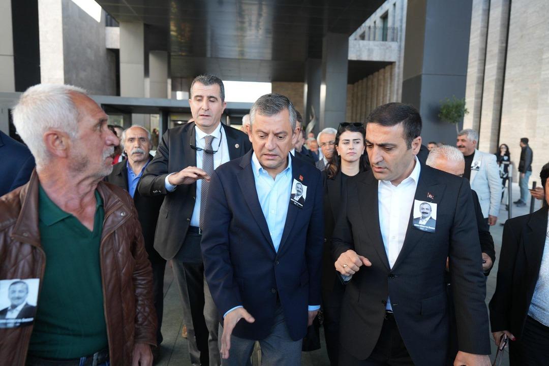 İstanbul --- Ozgur -e-Cenaze-Satteni-CI_693761_205446