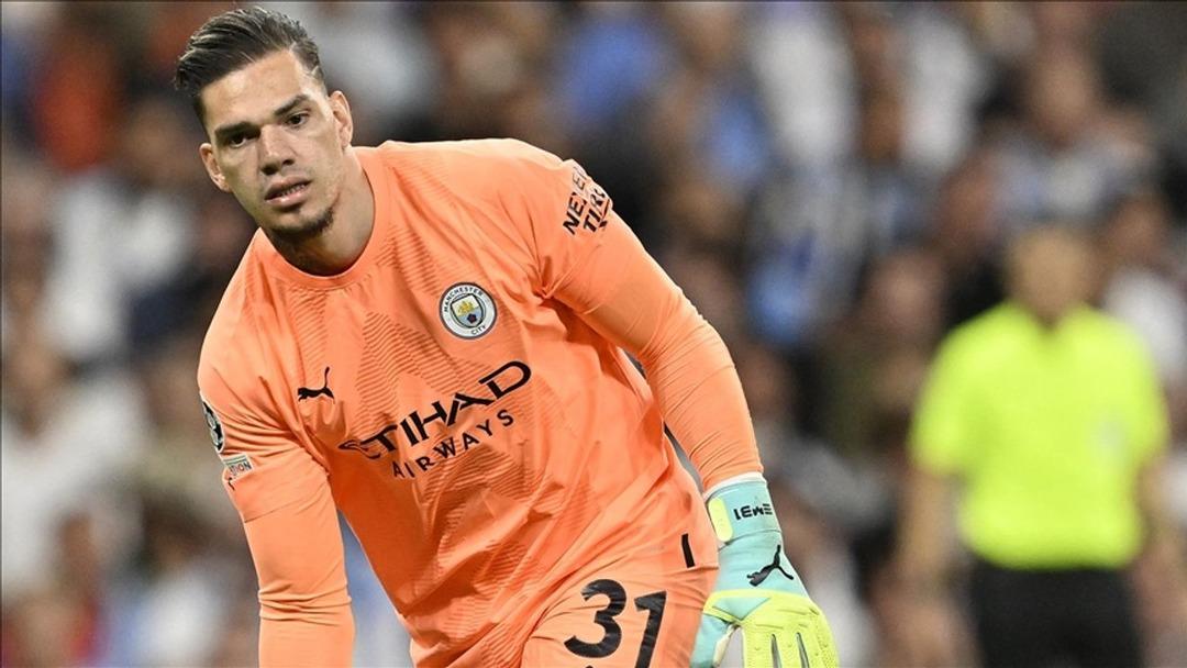 Galatasaray İngiltere'deki Manchester City yıldızı için özel bir uçak bekliyor! Anlaşma anlaşmayı tamamlamak için kaldı ... 3